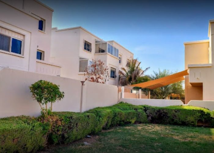 Al Reef Villas